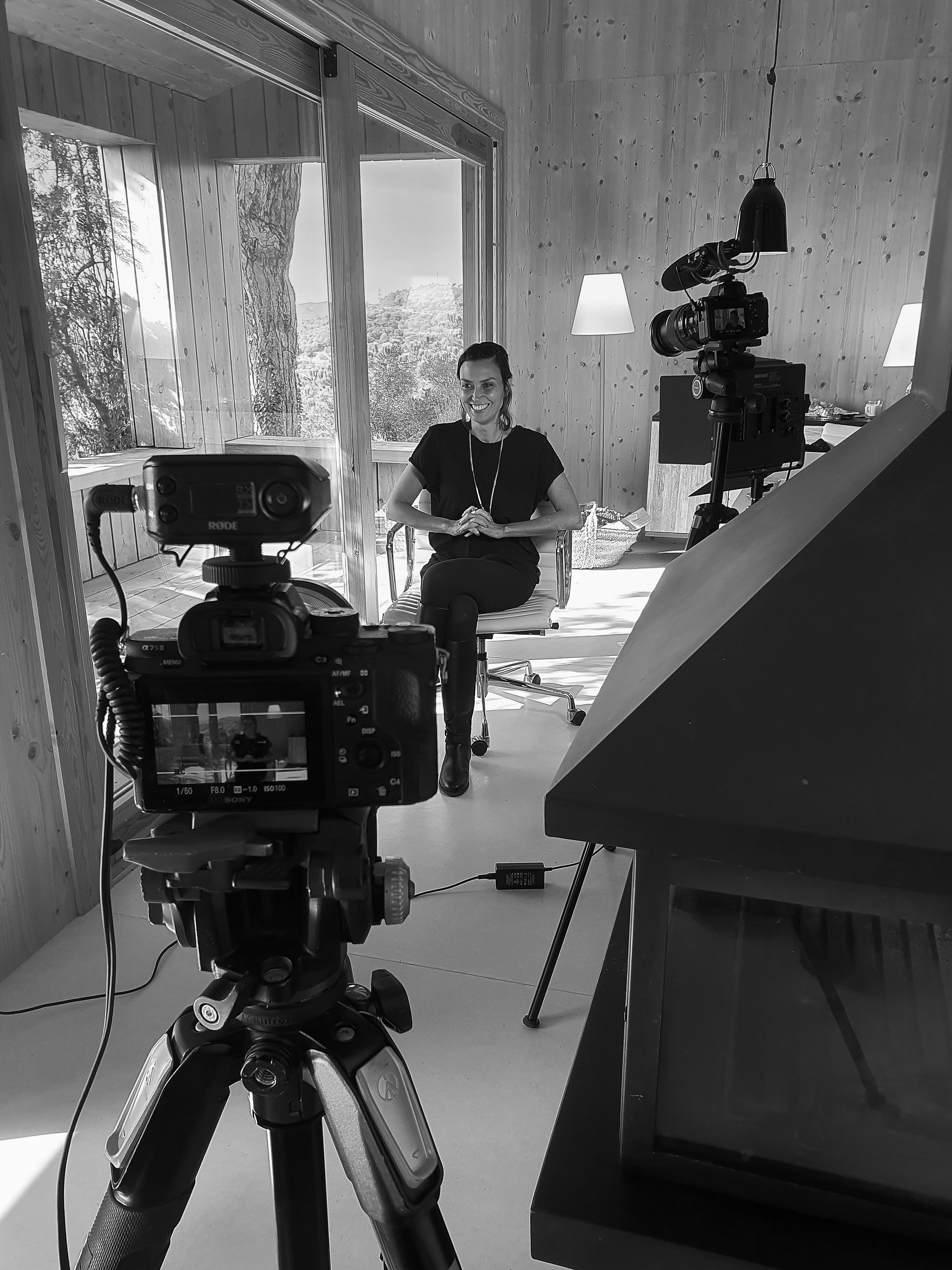 Light in documentary interviews: keeping truth without losing control: audiovisual production image by LAPRODU FILMS in Barcelona.